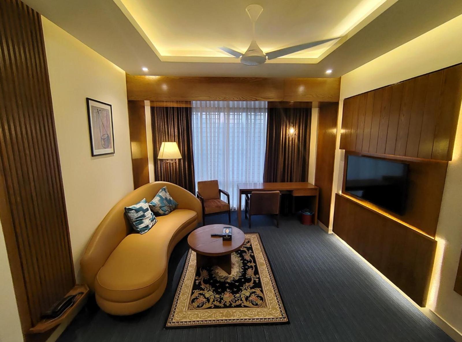 Hotel Royal Cox'S Bazar Exterior foto